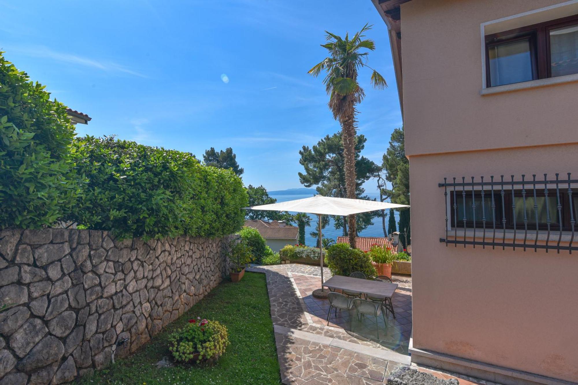 Apartments Villa Vosilla Опатия Екстериор снимка