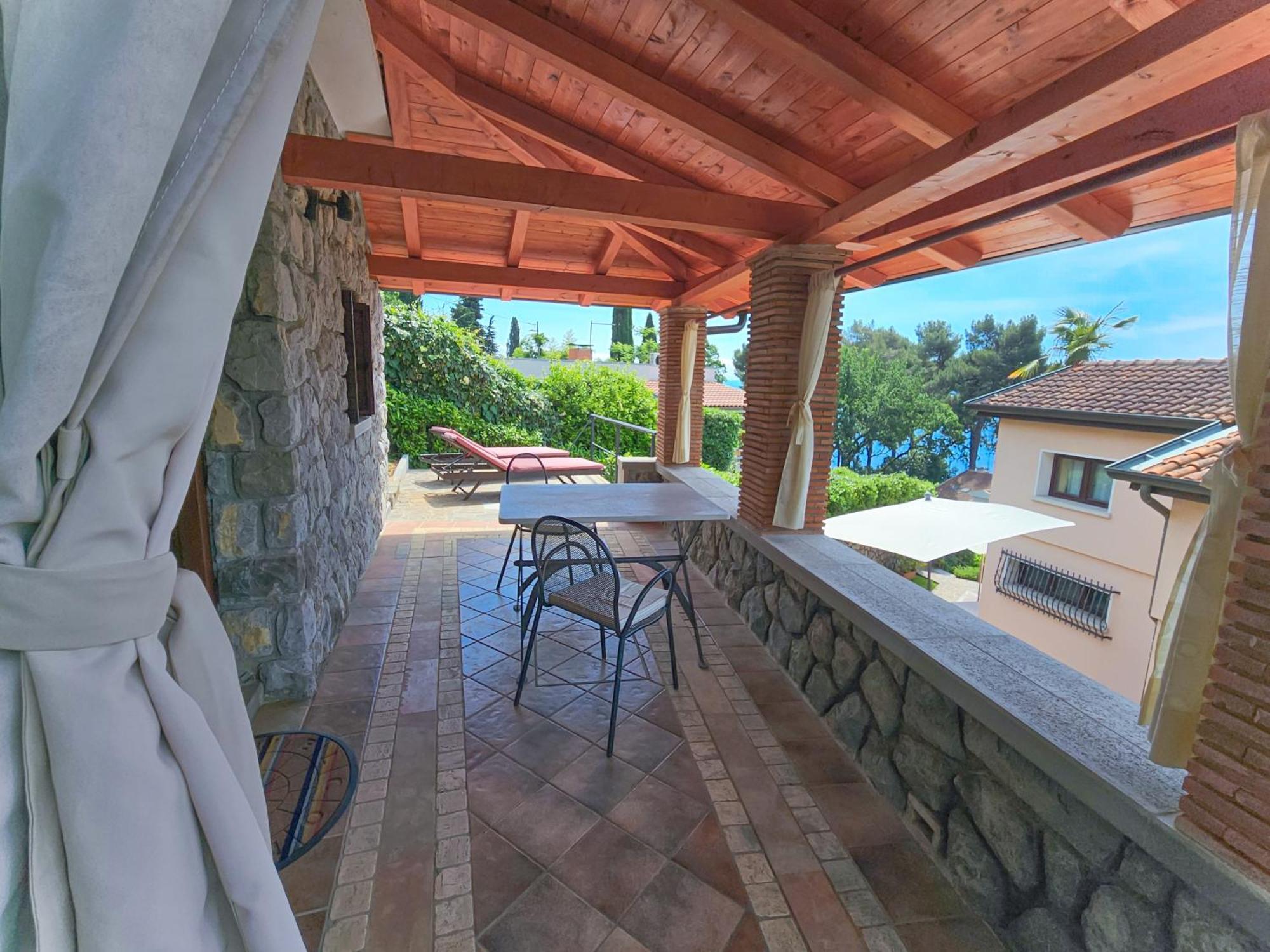 Apartments Villa Vosilla Опатия Екстериор снимка